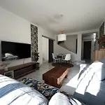 Authentique T3 Climatisé Aux Portes De Nîmes